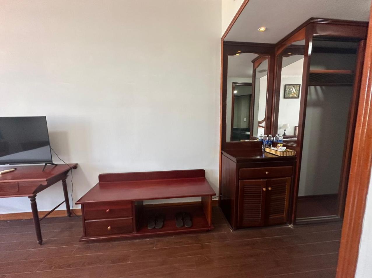 Ngoc Thu Hotel Soc Trang Exteriör bild