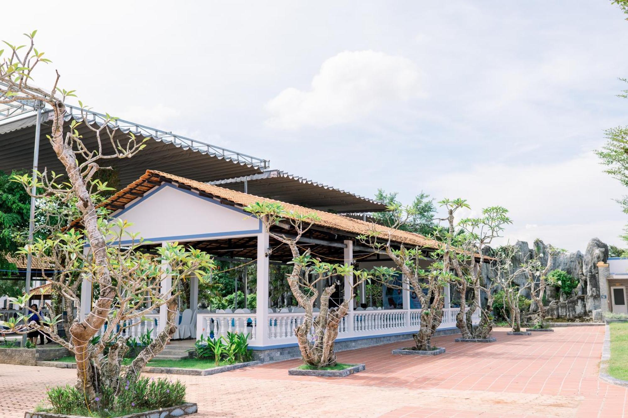 Ngoc Thu Hotel Soc Trang Exteriör bild
