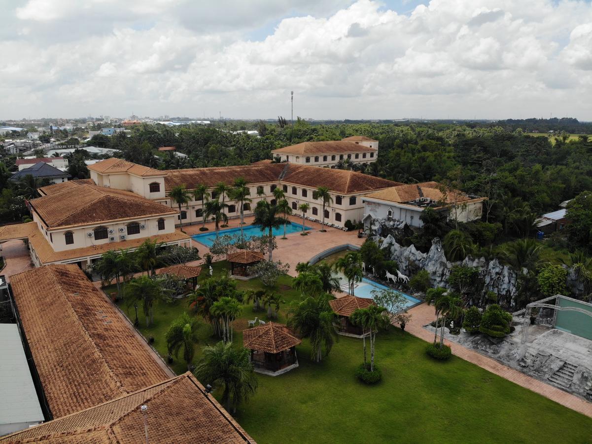 Ngoc Thu Hotel Soc Trang Exteriör bild