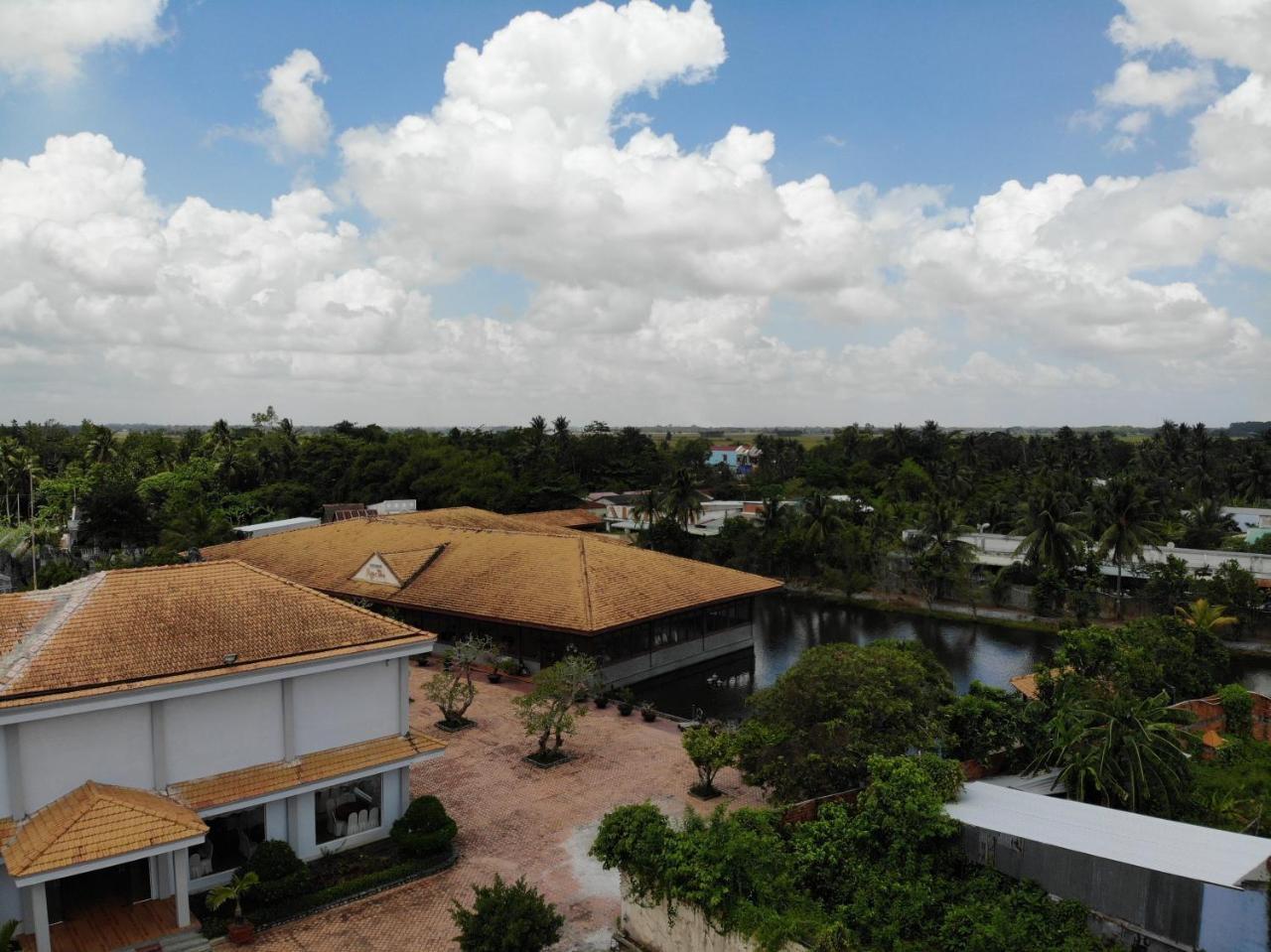 Ngoc Thu Hotel Soc Trang Exteriör bild